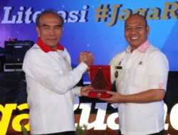 Bupati Taput Hadiri Kampanye #jagaruangsiber