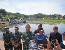 “Kasad dan Pangdam III/Siliwangi Pimpin Aksi Bersih Eceng Gondok di Situ Bagendit, Dukung Ekosistem Berkelanjutan”