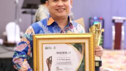 Wakil Ketua DPRD Tangerang Turidi Susanto Terima Penghargaan Legislatif Terbaik di PIMRED Award 2025