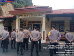 Polsek Sekayam Gelar Apel Siaga Dipimpin Kapolsek Baru
