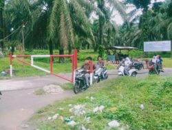 Sangat Disayangkan, Di Pos Satpam Kanas PTPN 4 Menghambat Akses Jalan Para Sekolah